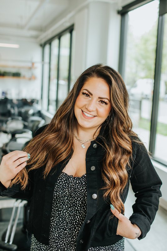 Amanda Bradford Level 5 stylist